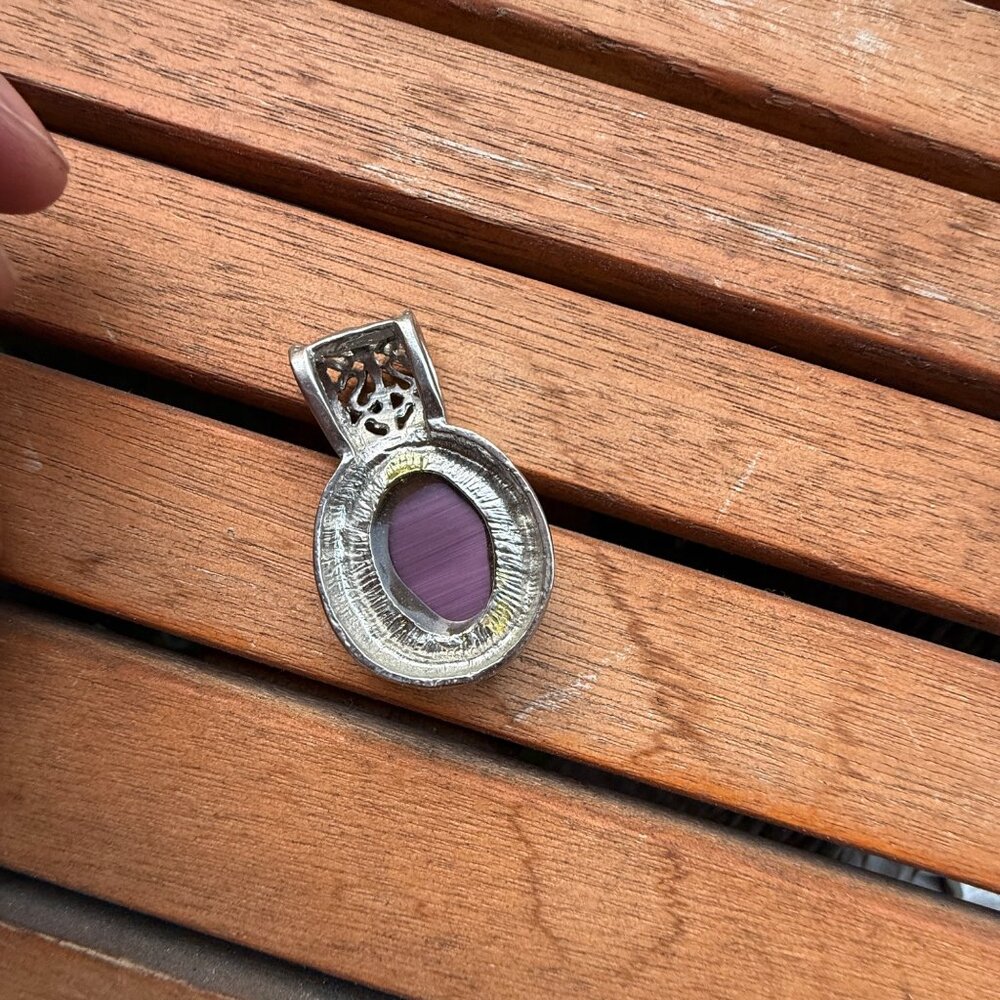 Labradorite Stone Pendant With Silver Filigree Design - Picture 3 of 3